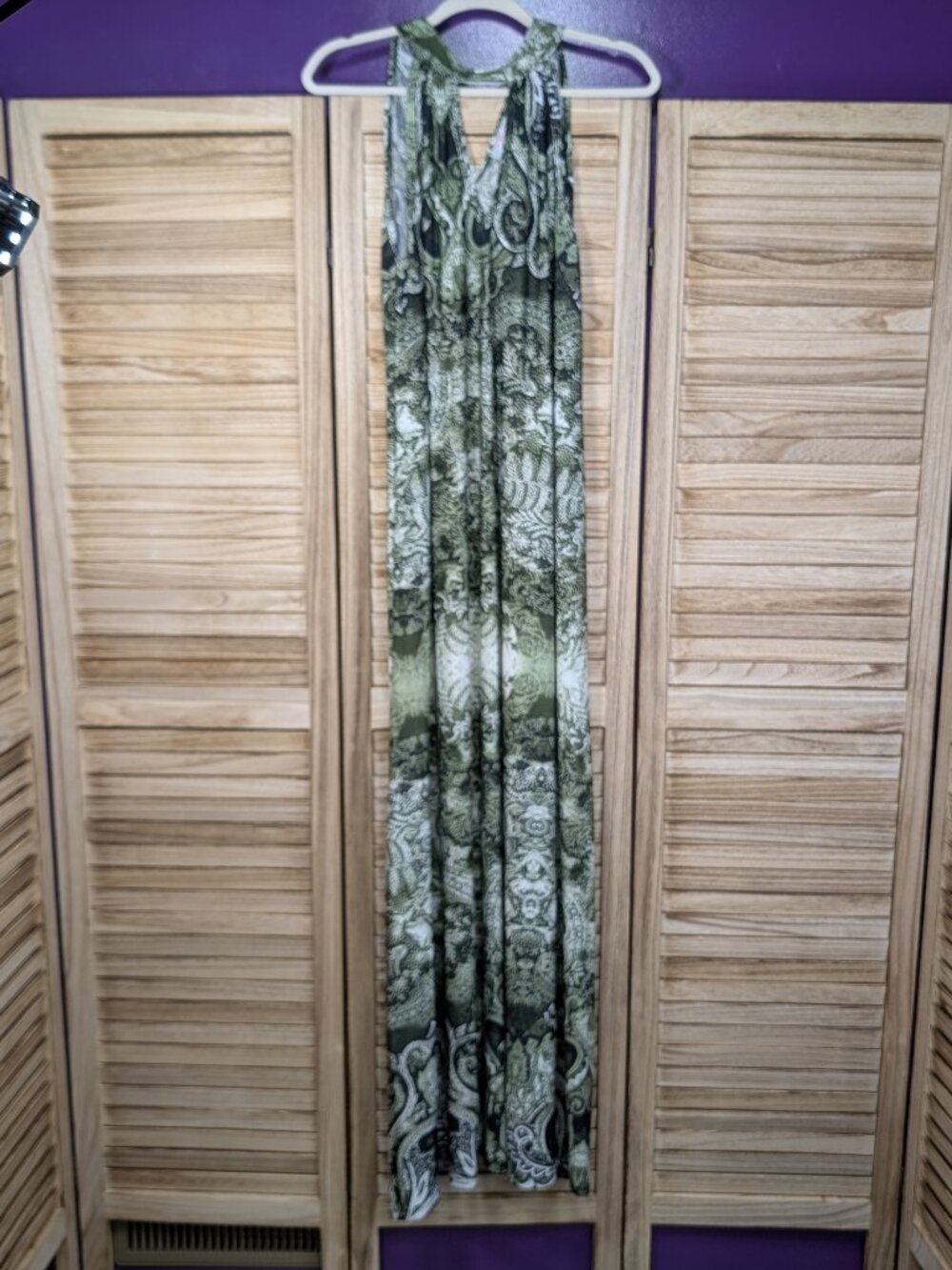 Pretty Young Thing Olive Green Printed Halter Maxi Dress Size Large